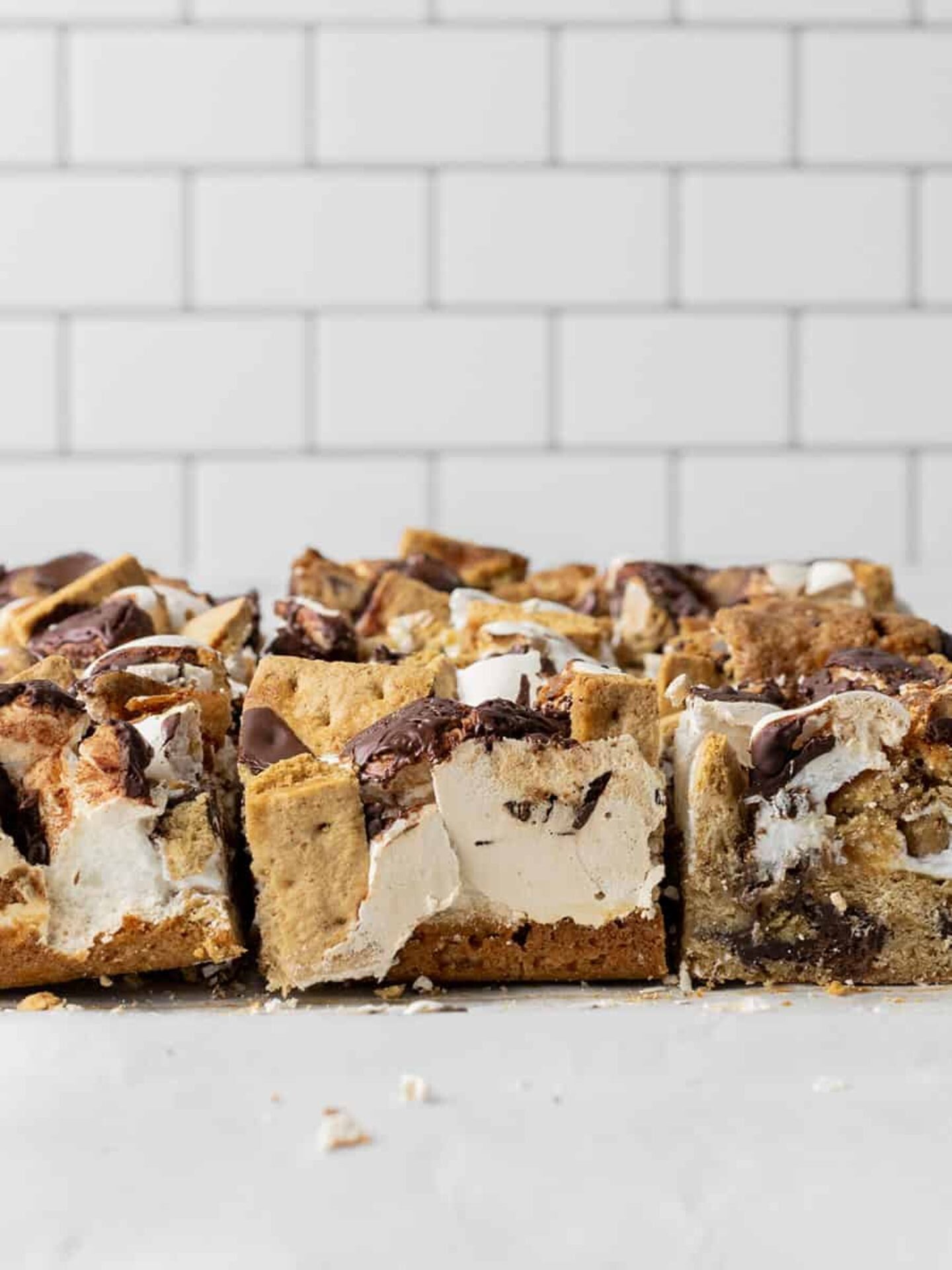 S'mores Cookie Bars