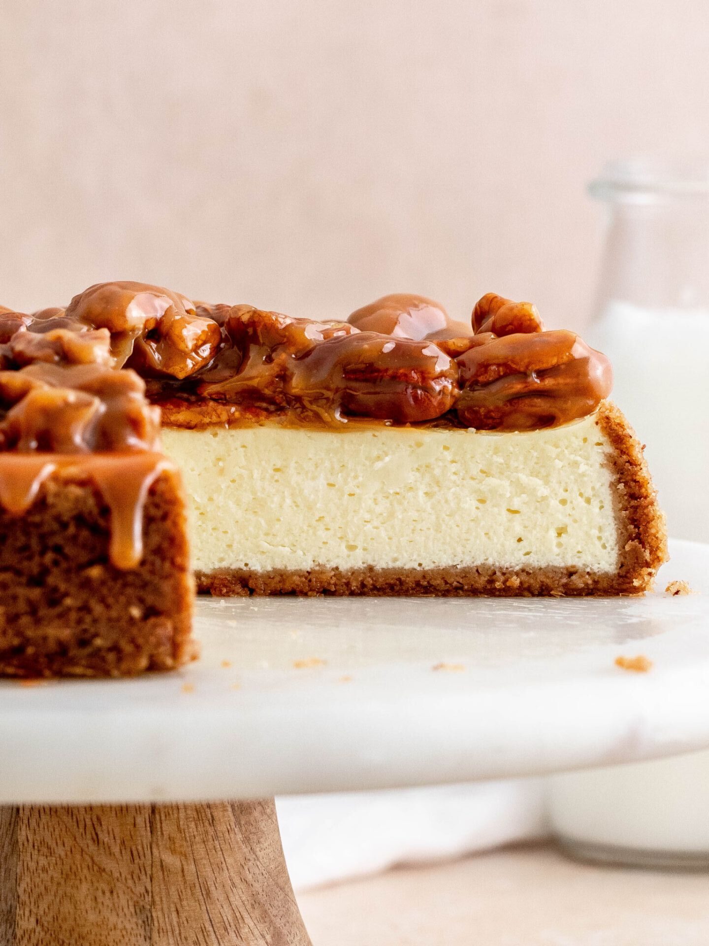 Caramel Pecan Cheesecake