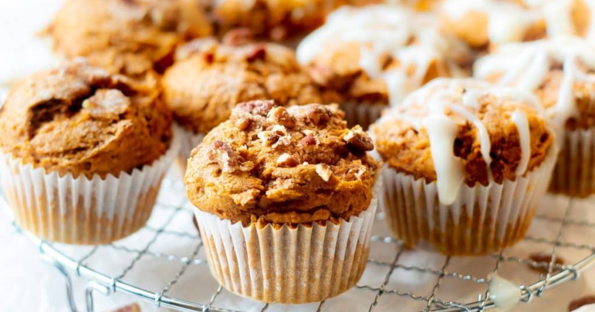 3 Ingredient Pumpkin Muffins