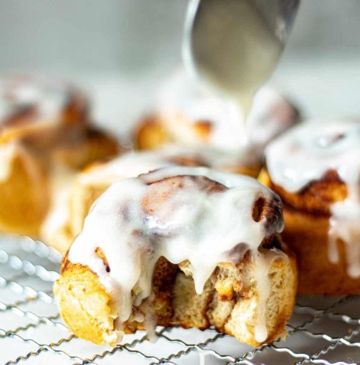 Air Fryer Cinnamon Rolls