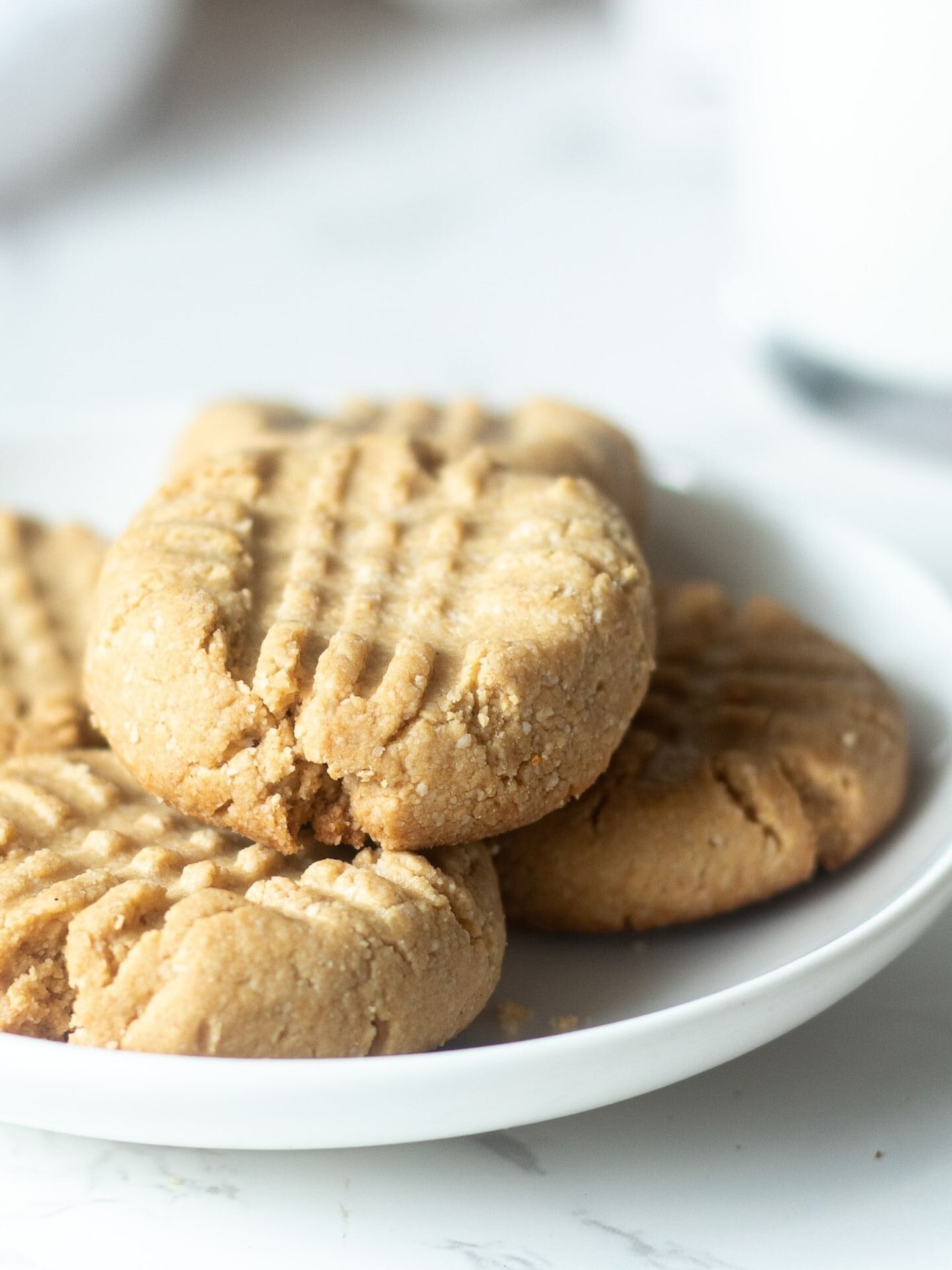 Almond Flour Peanut Butter Cookies