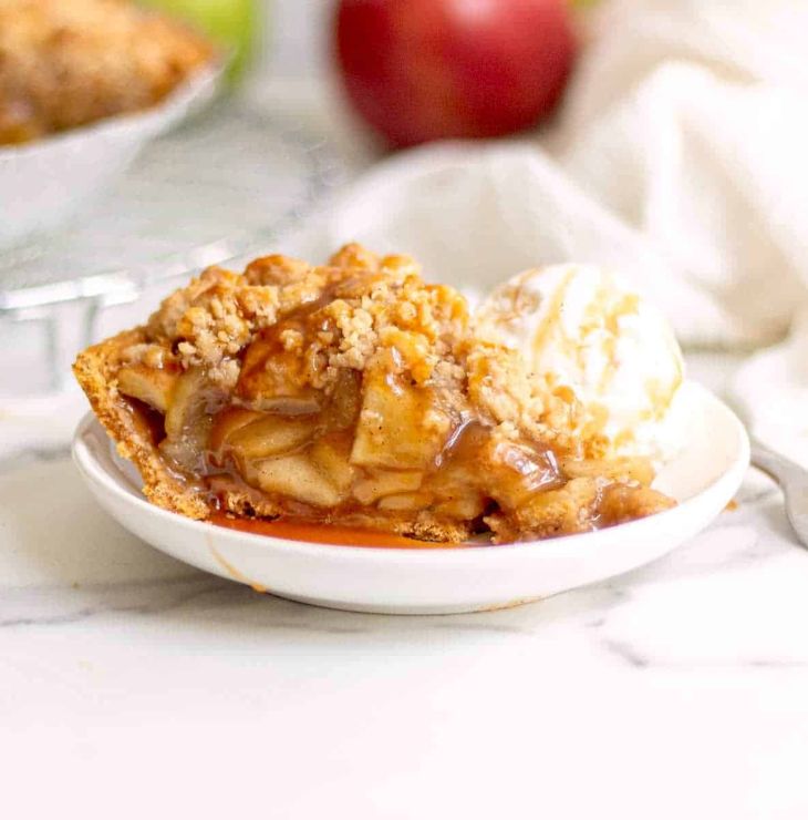 Apple Pie and Graham Cracker Crust