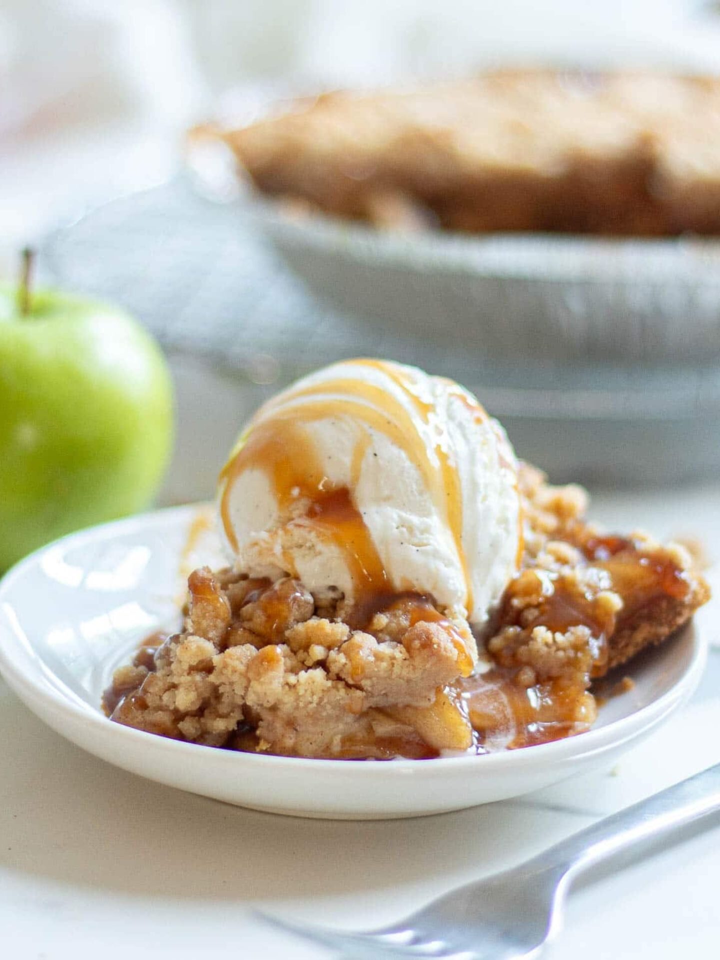 Apple Pie and Graham Cracker Crust