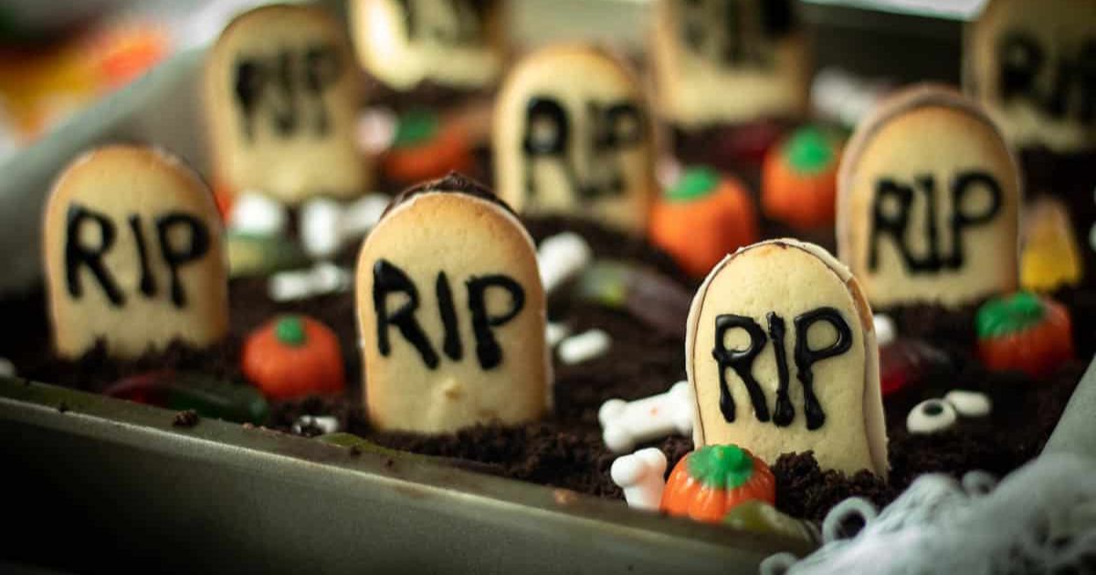 Graveyard Brownies