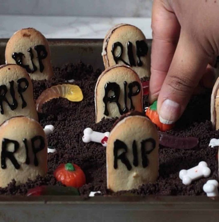 Graveyard Brownies