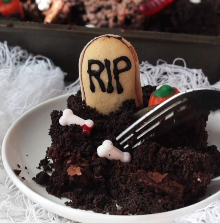 Graveyard Brownies