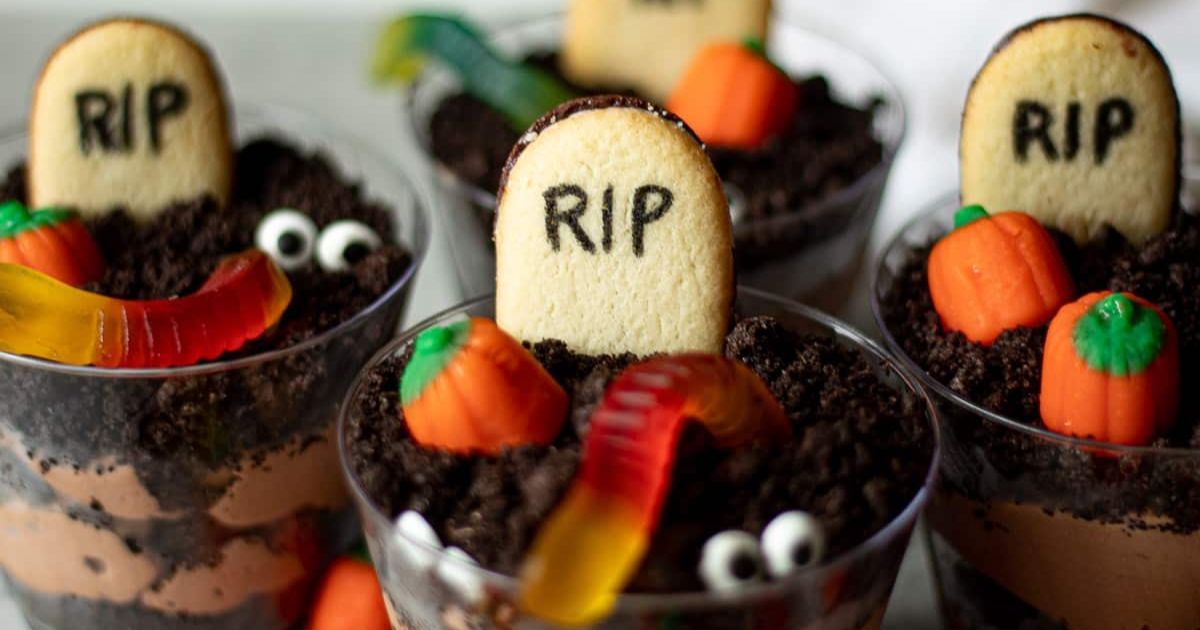 Halloween Dirt Cups