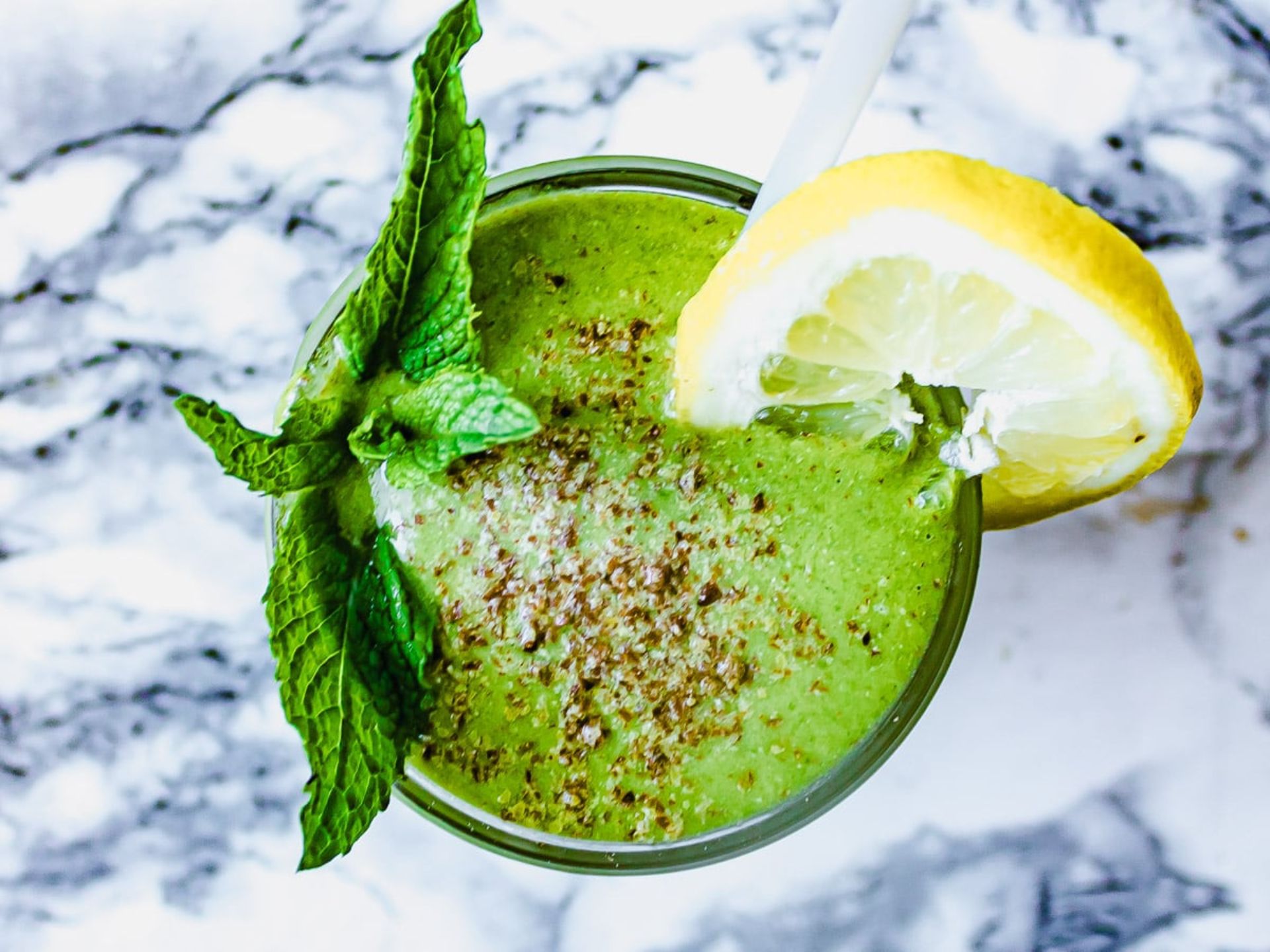 Mango Kale Smoothie