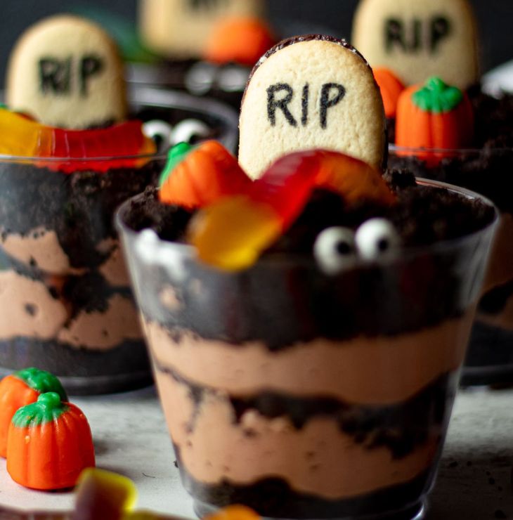 Halloween Dirt Cups